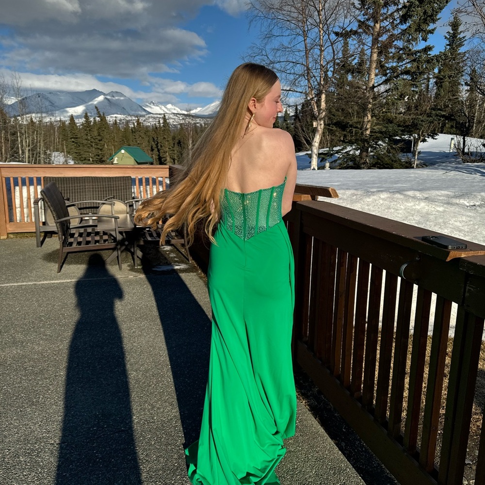 GREEN PROM DRESS